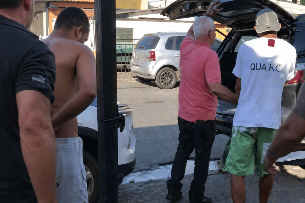 Dupla é presa suspeita de matar idosa e esconder corpo em cama box no litoral de SP dupla-e-presa-suspeita-de-matar-idosa-e-esconder-corpo-em-cama-box-no-litoral-de-sp
