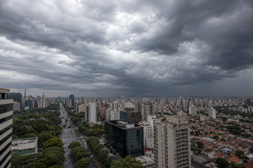 frente-fria-avanca-e-muda-o-tempo-em-sao-paulo-neste-sabado