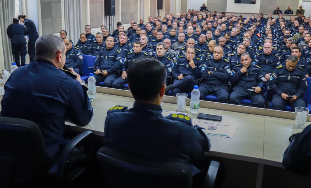 SECRETARIA DE ESTADO DE POLÍCIA MILITAR REALIZA REUNIÃO DE ALINHAMENTO INSTITUCIONAL COM COMANDANTES E GESTORES DA CORPORAÇÃO secretaria-de-estado-de-policia-militar-realiza-reuniao-de-alinhamento-institucional-com-comandantes-e-gestores-da-corporacao