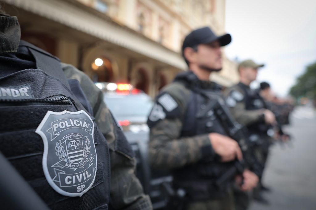 OPERAÇÃO CUMPRE 11 MANDADOS EM INVESTIGAÇÃO SOBRE SUPOSTAS IRREGULARIDADES ENVOLVENDO AGENTE PÚBLICO operacao-cumpre-11-mandados-em-investigacao-sobre-supostas-irregularidades-envolvendo-agente-publico