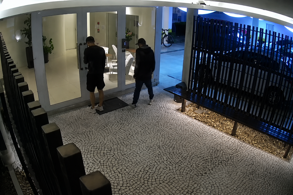 quadrilha-usa-controle-clonado-para-invadir-condominio-de-luxo-em-alto-de-pinheiros