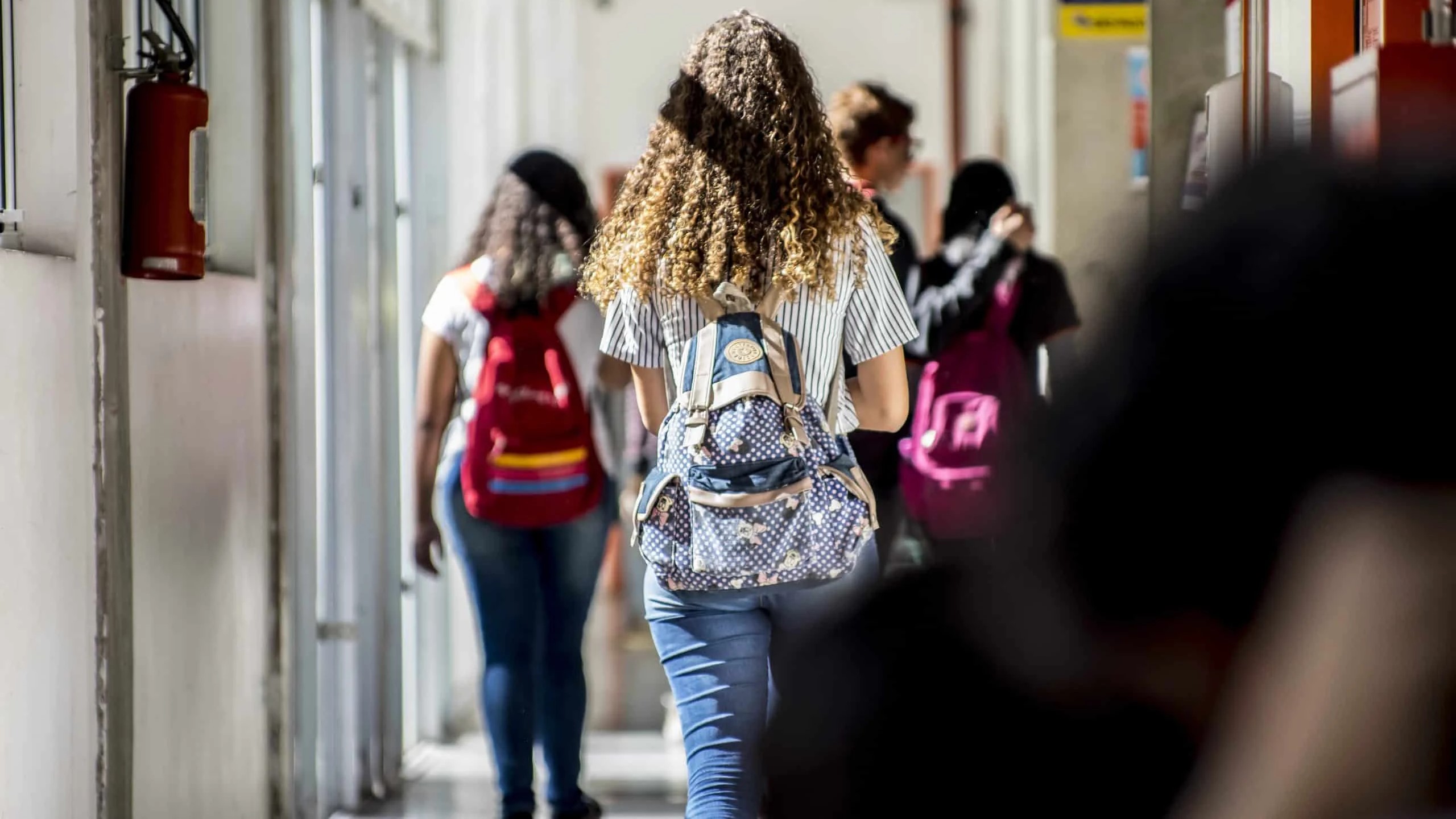 mais-de-54-mil-estudantes-sao-convocados-para-provas-de-selecao-de-programa-de-intercambio;-confira-a-lista